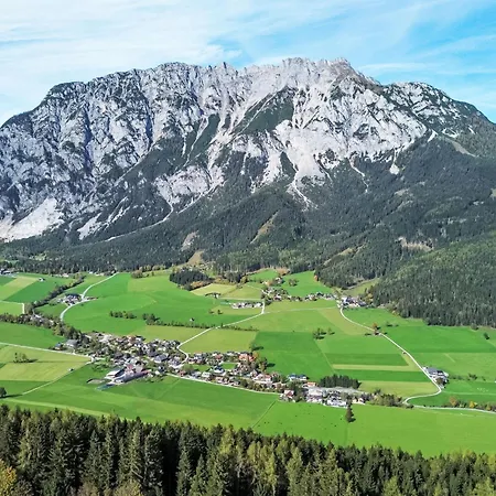 Kulmer Hof By Interhome Apartmán *