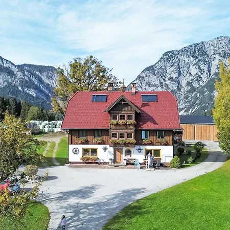 Kulmer Hof By Interhome Апартаменты Пруггерн